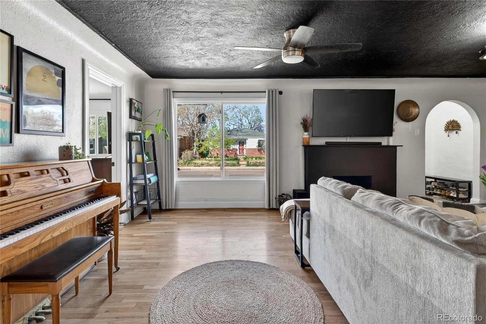 04172026185315 1600 6