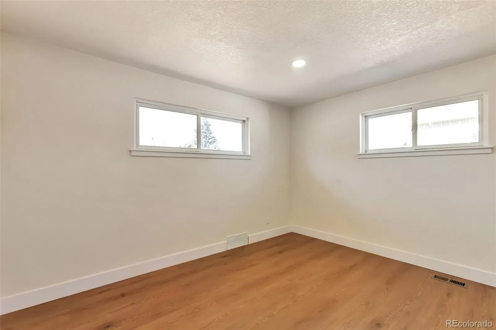 02212026004308 1600 11