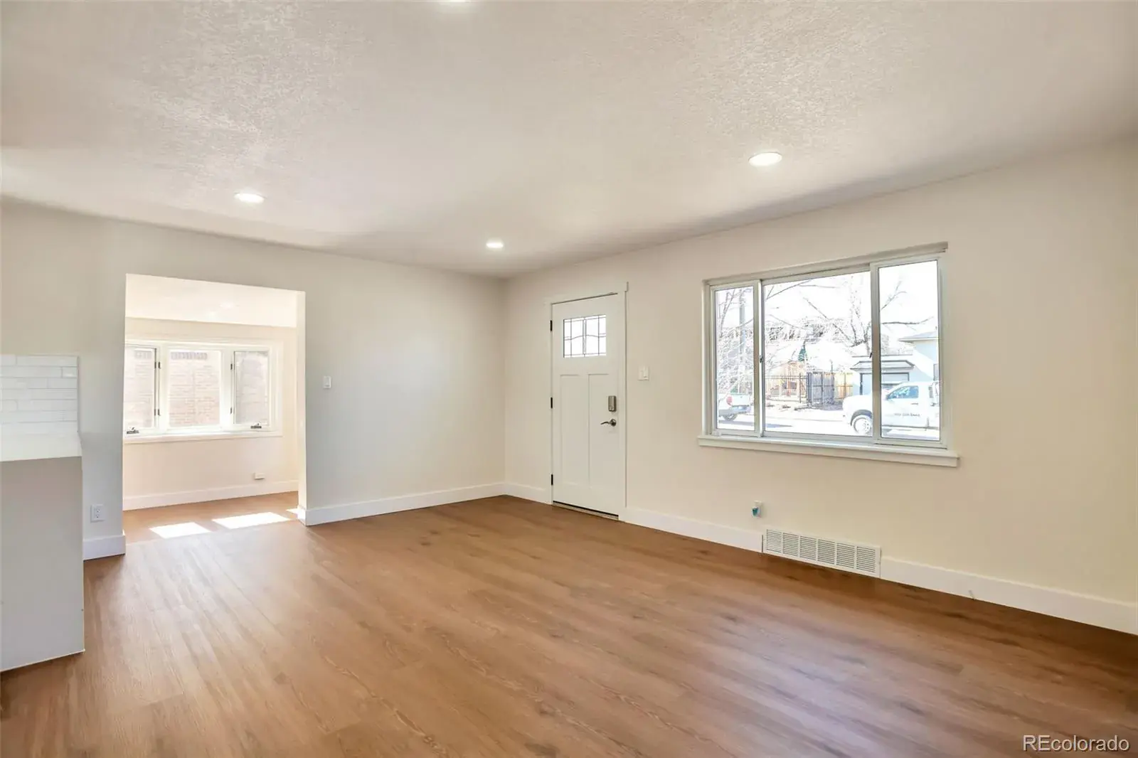 02212026004308 1600 3