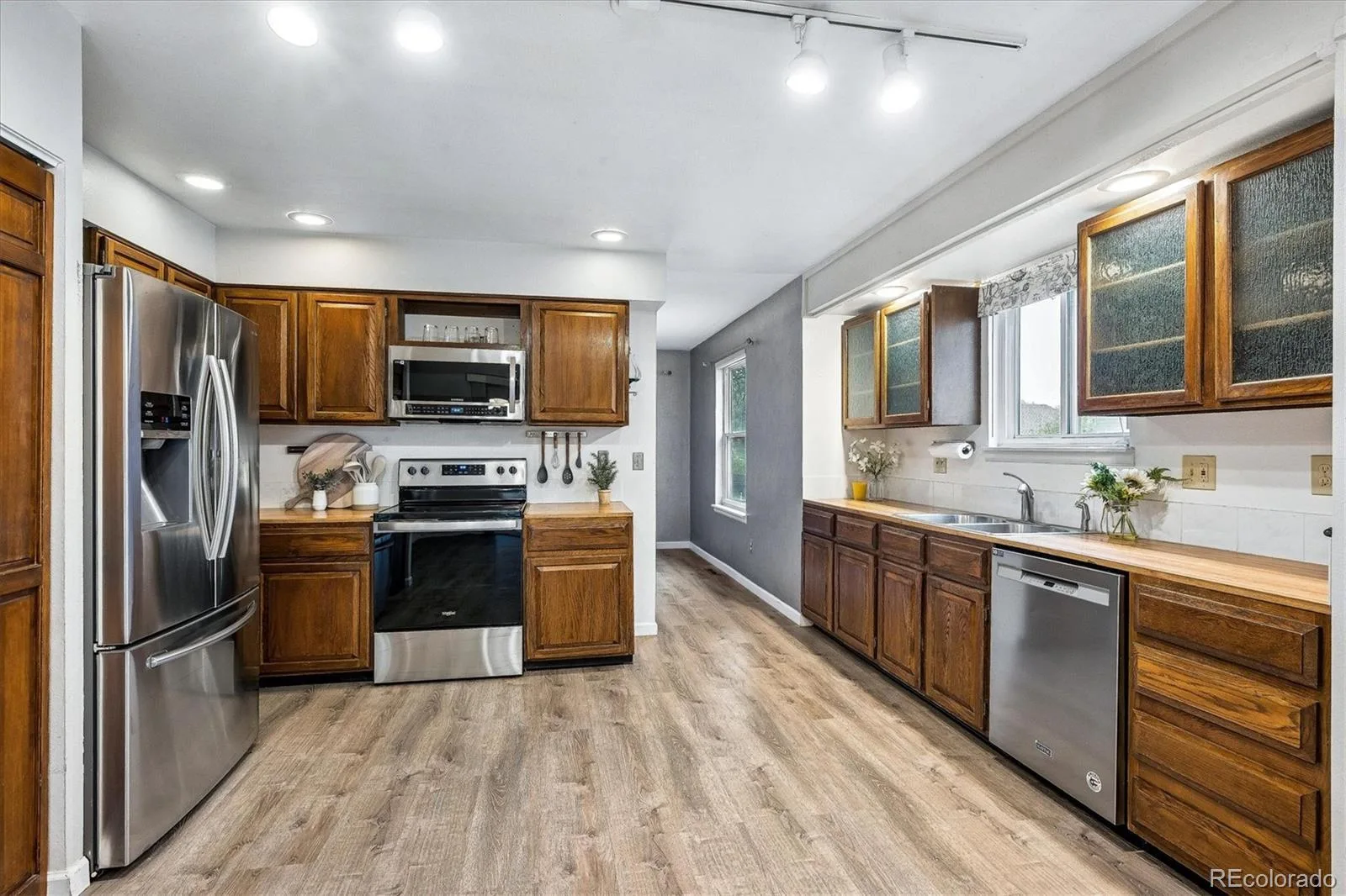 8039 S Newport Court Centennial CO 80112 MLS #REC9595376 06162026221928 1600 3