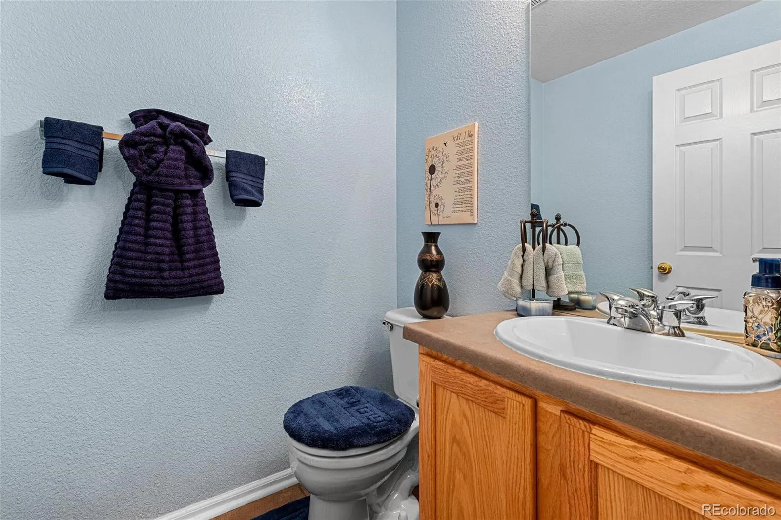 20405 E Quincy Drive Centennial CO 80015 | MLS #REC9595917 05202026200640 1600 2