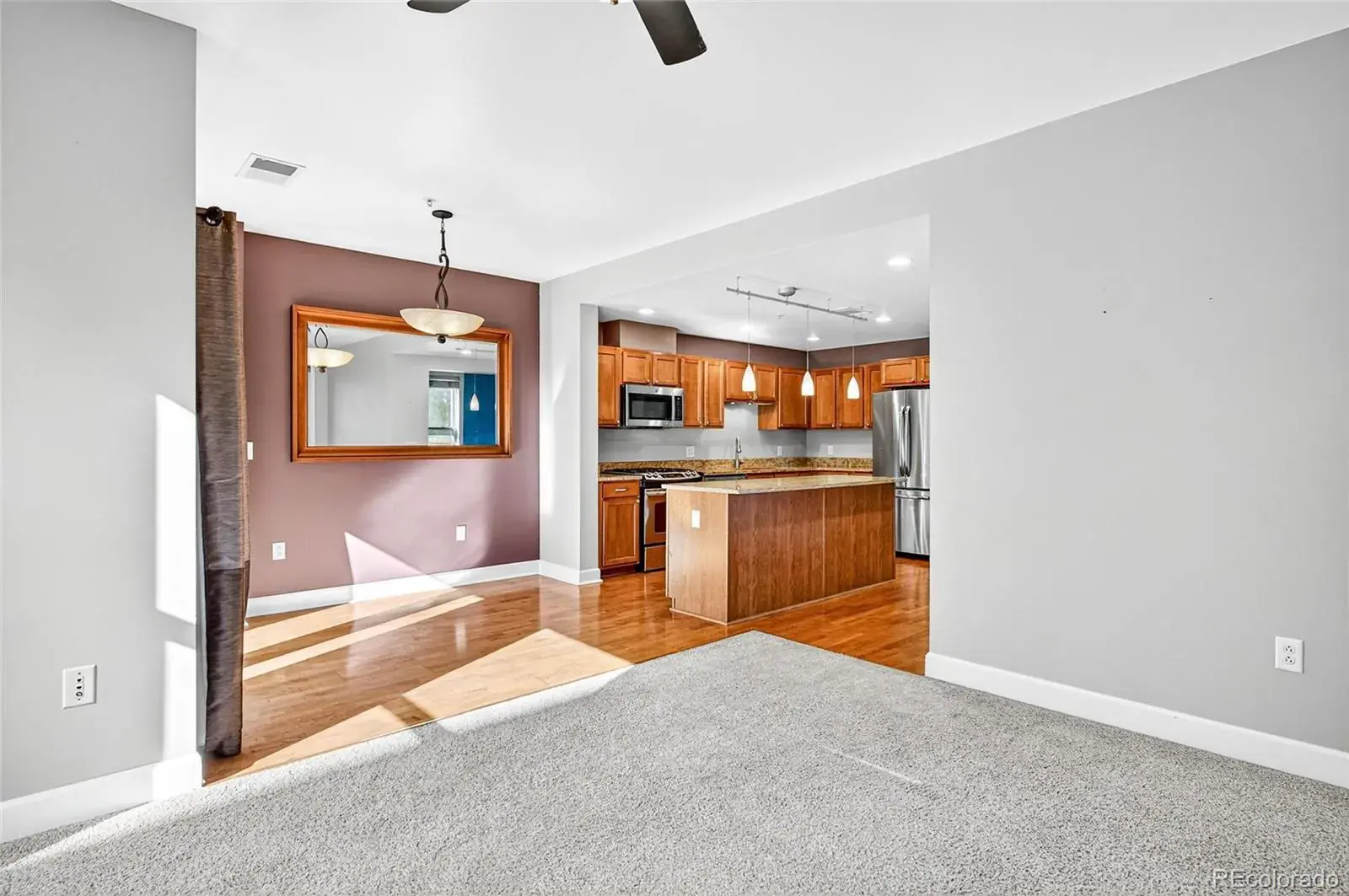 10082025033706 1600 16