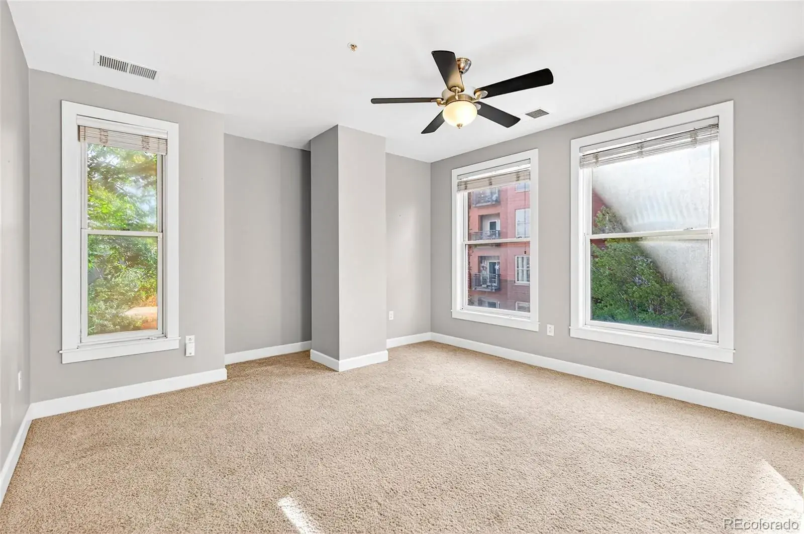 10082025033706 1600 17