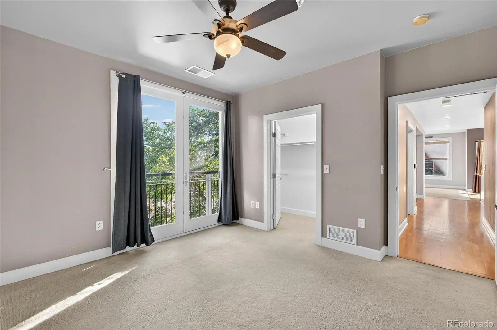 10082025033706 1600 8