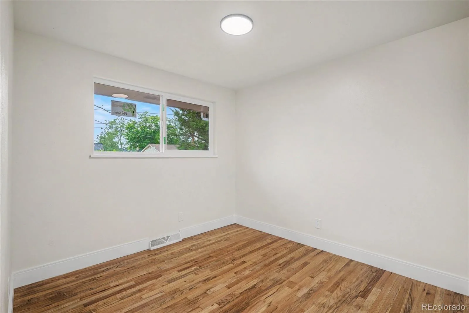 12006 E Arizona Drive Aurora CO 80012 | MLS #REC9600055 08272026004501 1600 16