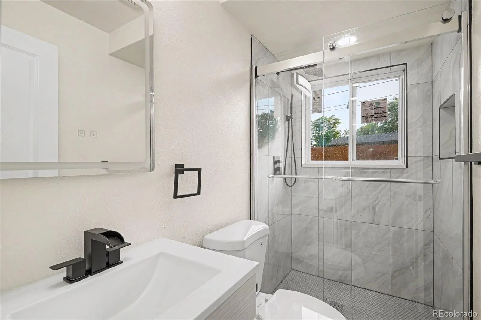 12006 E Arizona Drive Aurora CO 80012 | MLS #REC9600055 08272026004501 1600 22