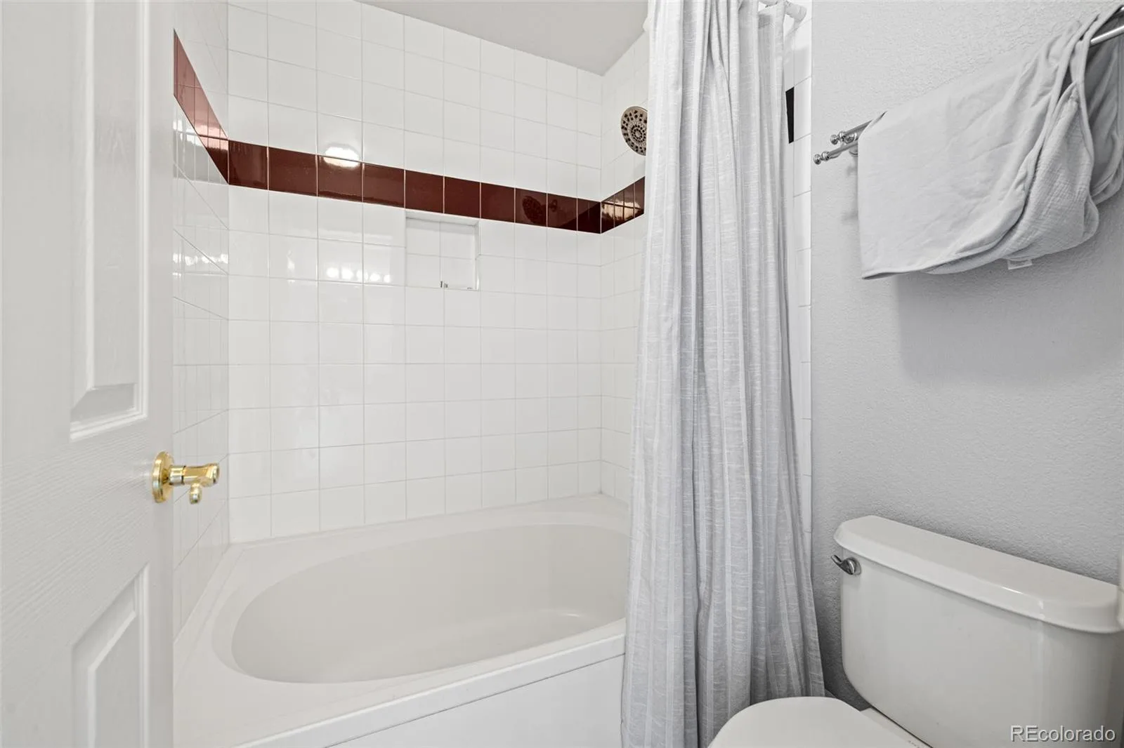 6472 Silver Mesa Drive #D Highlands Ranch CO 80130 | MLS #REC9608235 06172026235559 1600 26