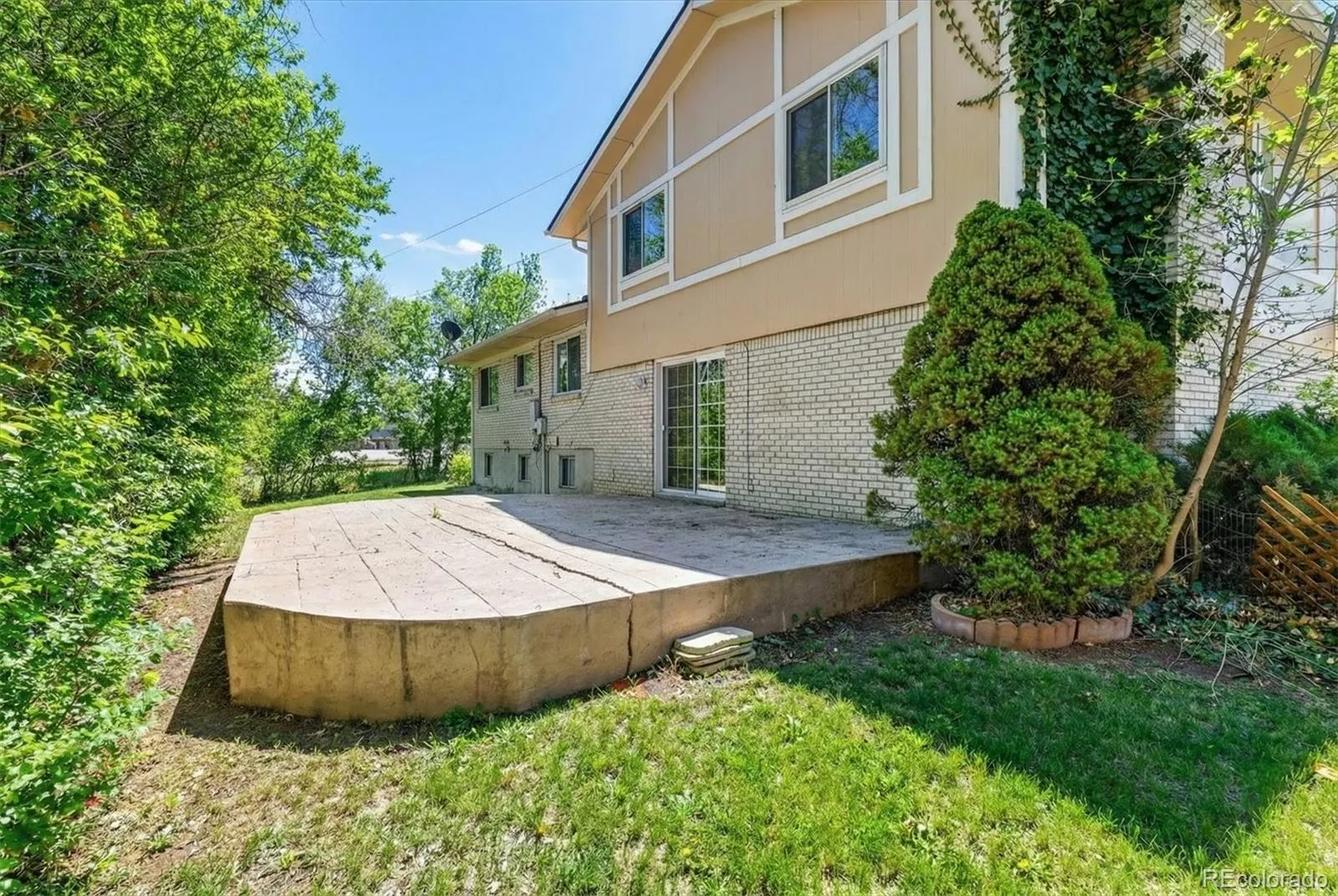 7183 E Warren Drive Denver CO 80224 MLS #REC9617531 04152026193614 1600 32