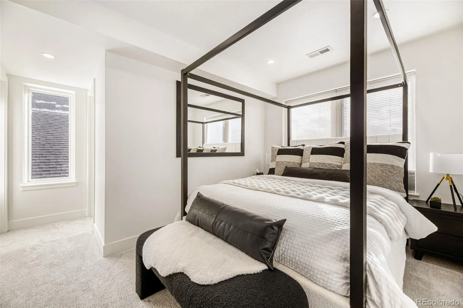 04082026191527 1600 21