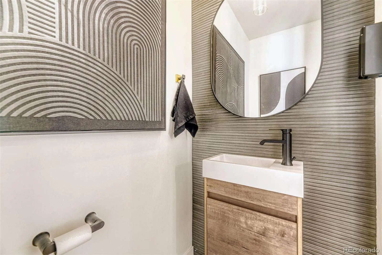 04082026191527 1600 23