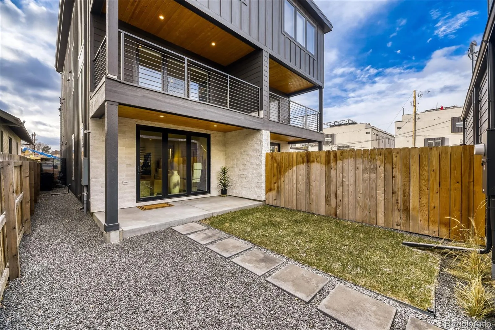 04082026191527 1600 28