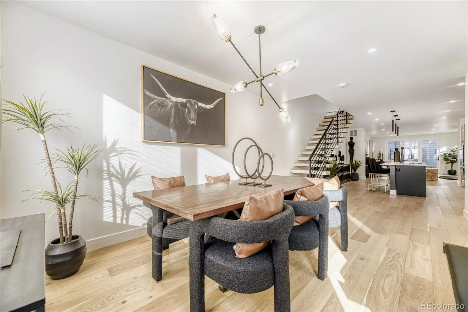 04082026191527 1600 8