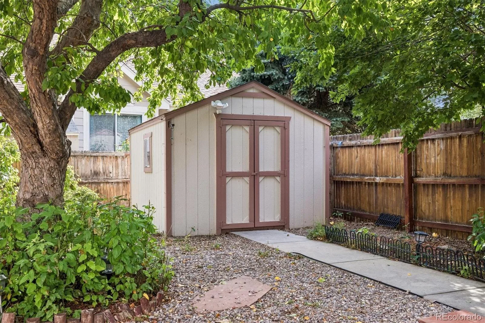 11406 W Frost Place Littleton CO 80127 | MLS #REC9619605 08132026204412 1600 28