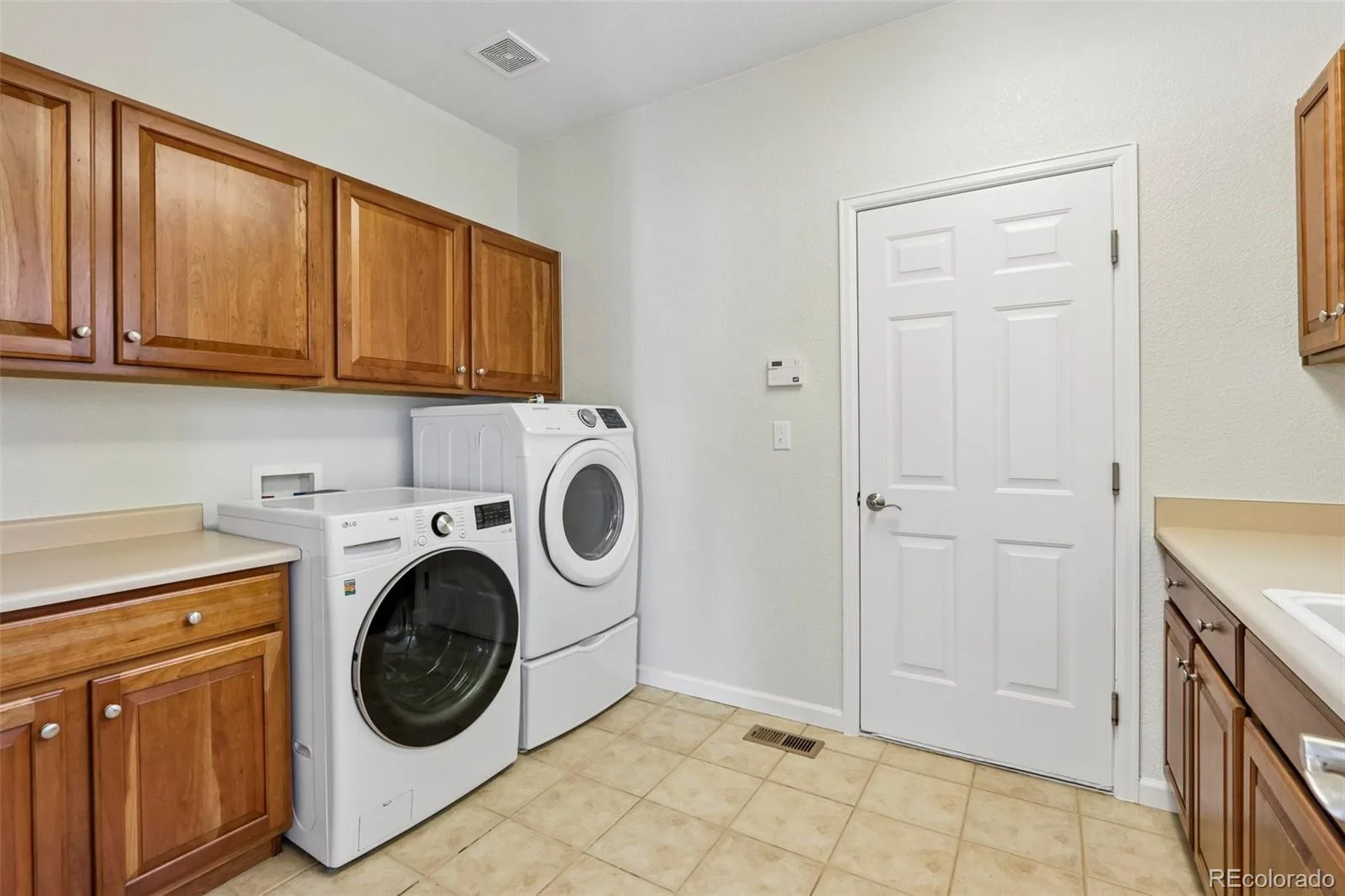 8648 Coors Street Arvada CO 80005 MLS #REC9620252 06182026234511 1600 14