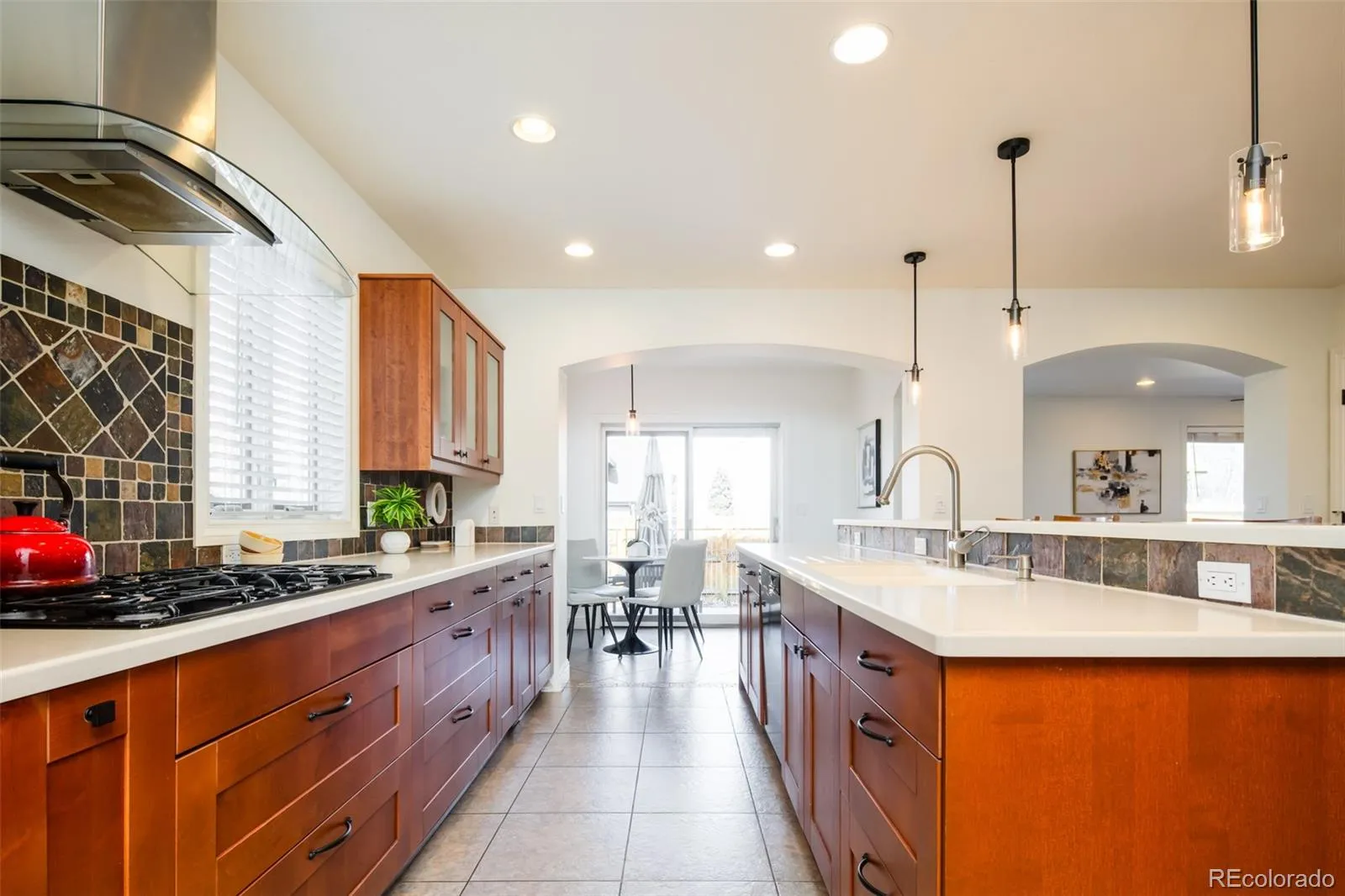 04162026042145 1600 11