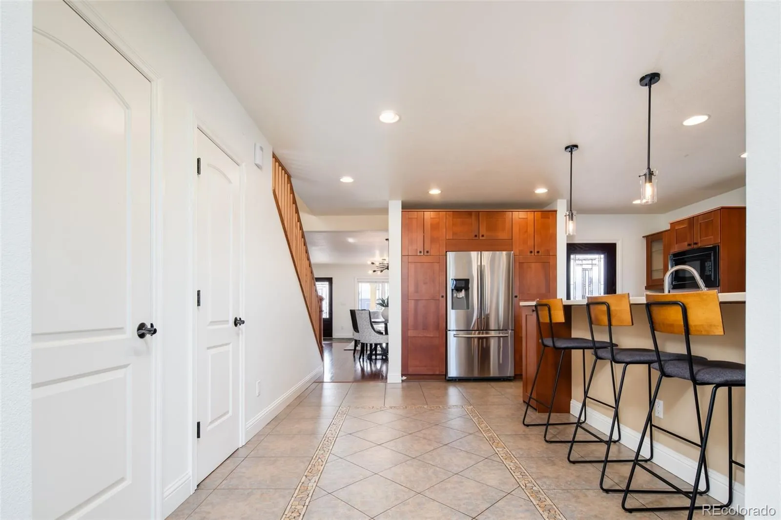 04162026042145 1600 6