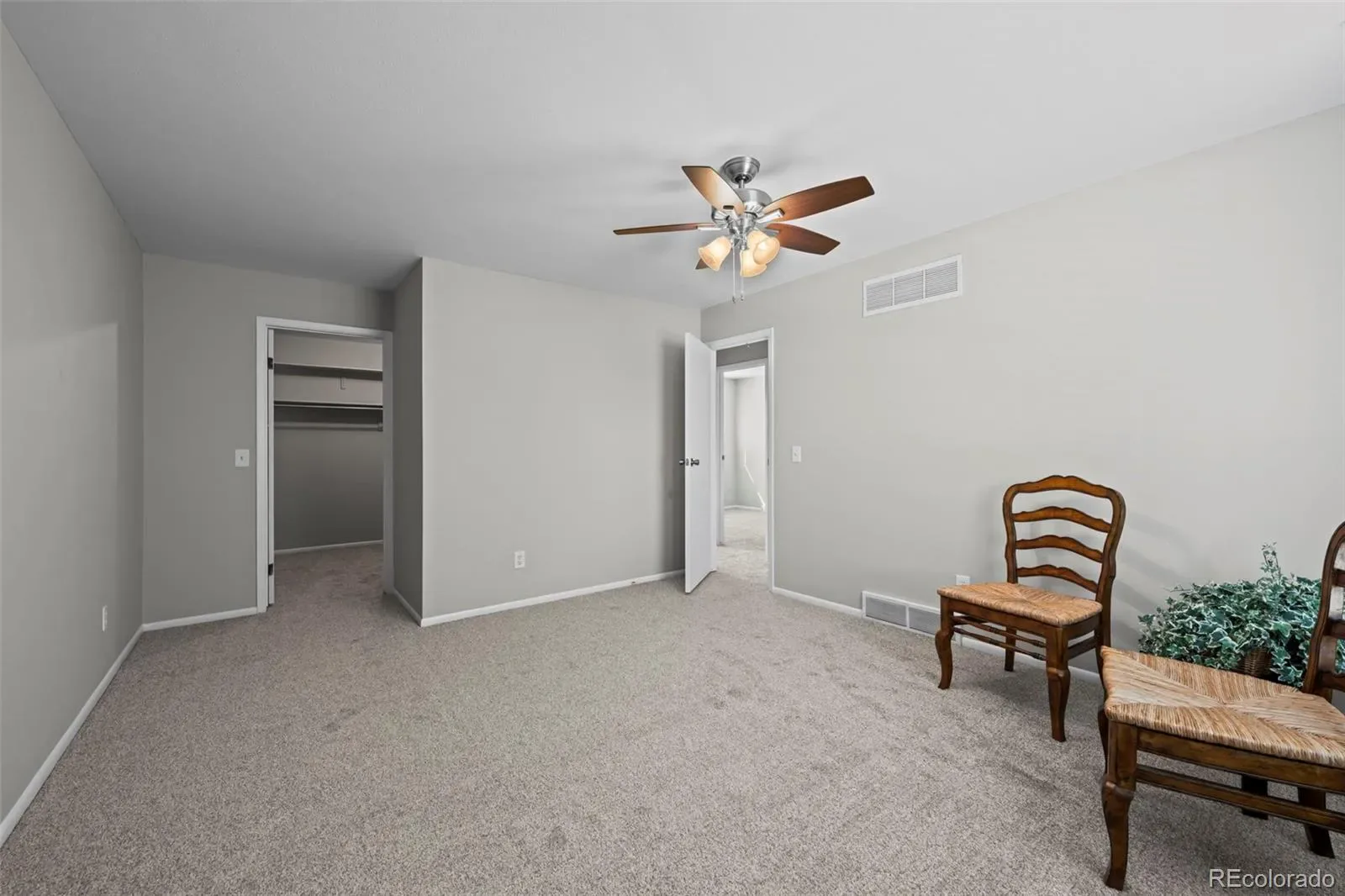 03242026004336 1600 17