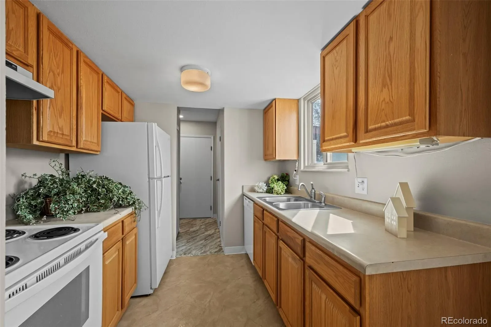 03242026004336 1600 7