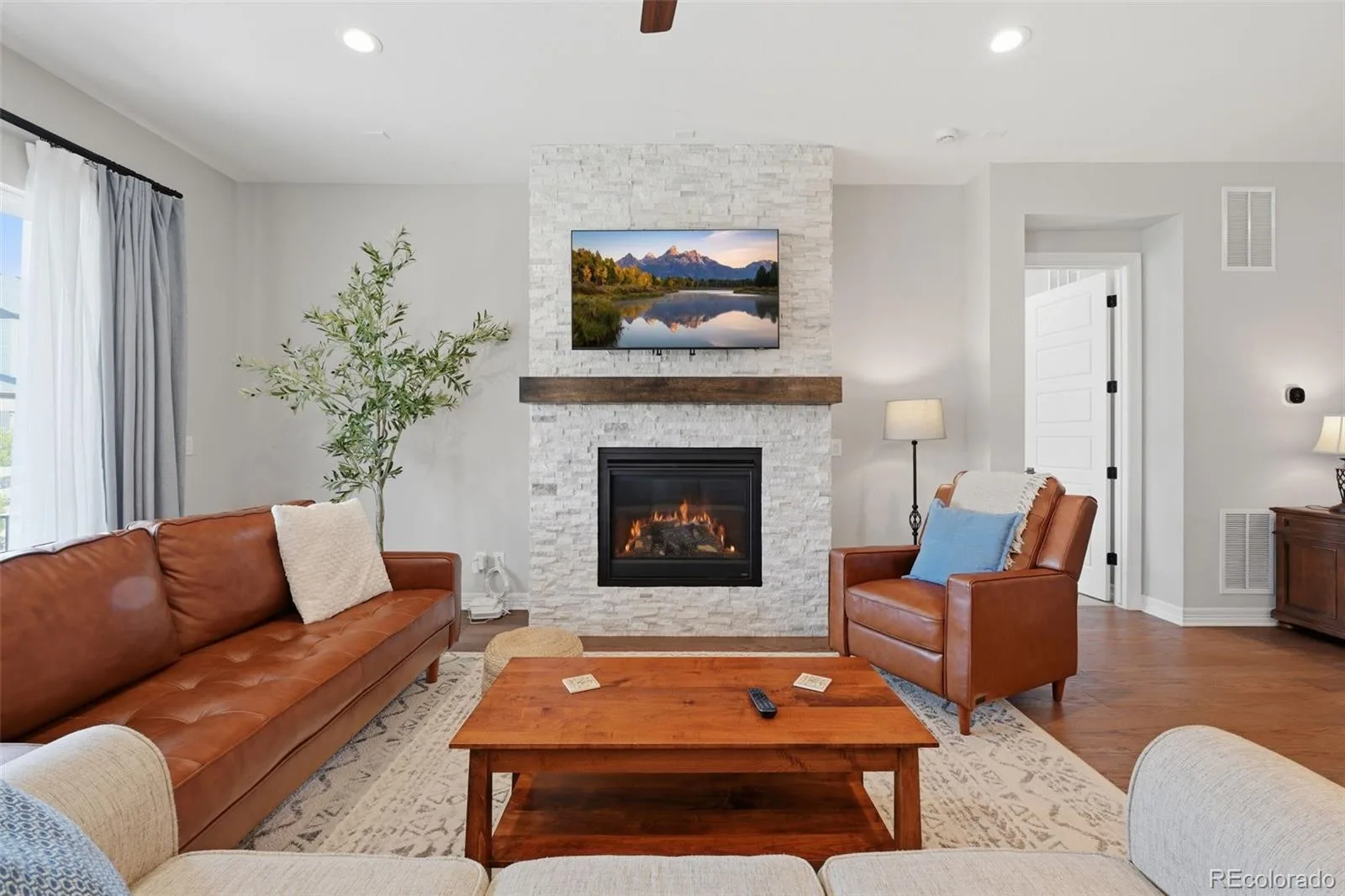 5856 Presidio Parkway Parker CO 80134 | MLS #REC9624724 08192026012456 1600 10