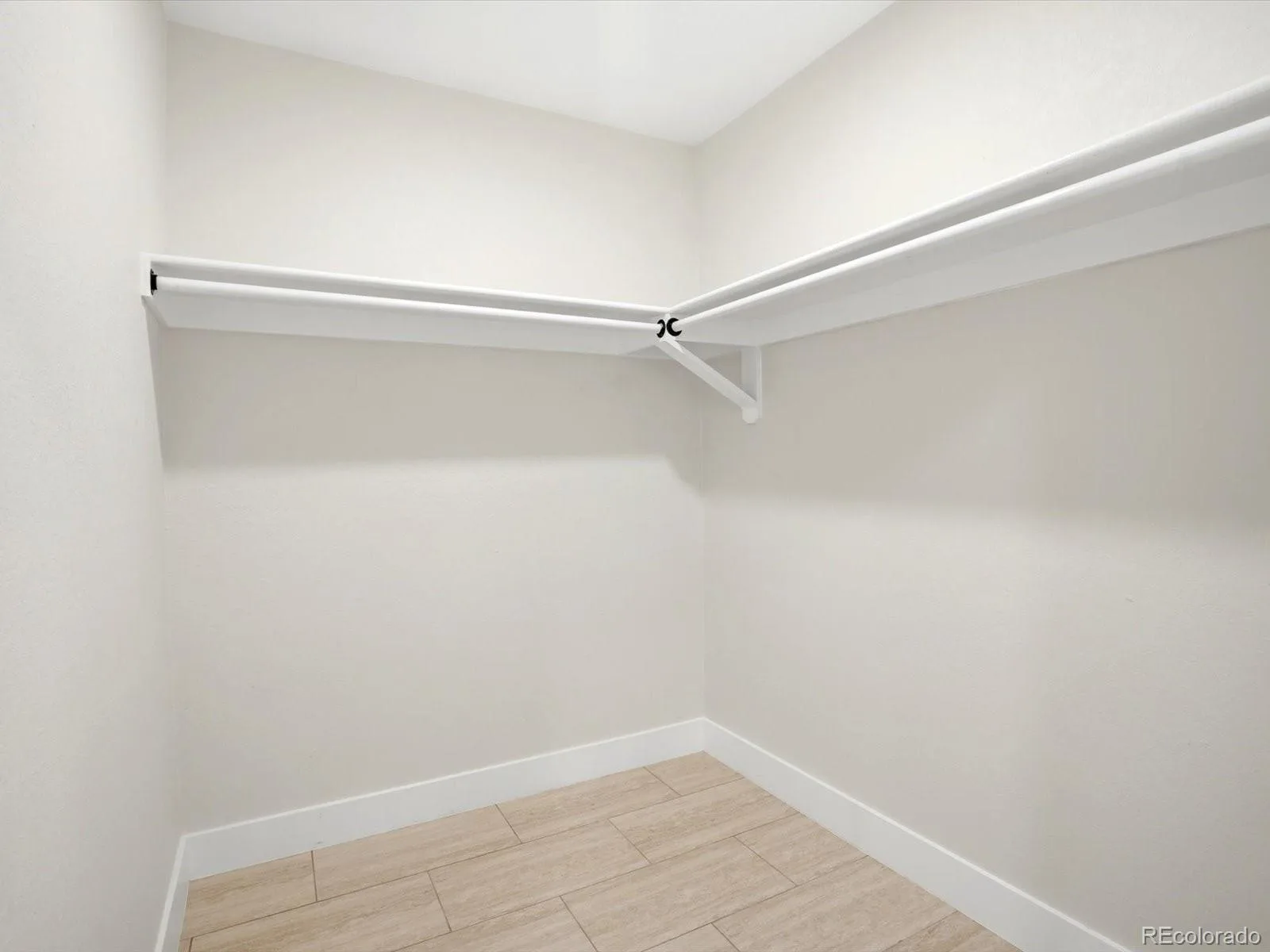 2640 N Cook Street Denver CO 80205 MLS #REC9625027 06242026025702 1600 15
