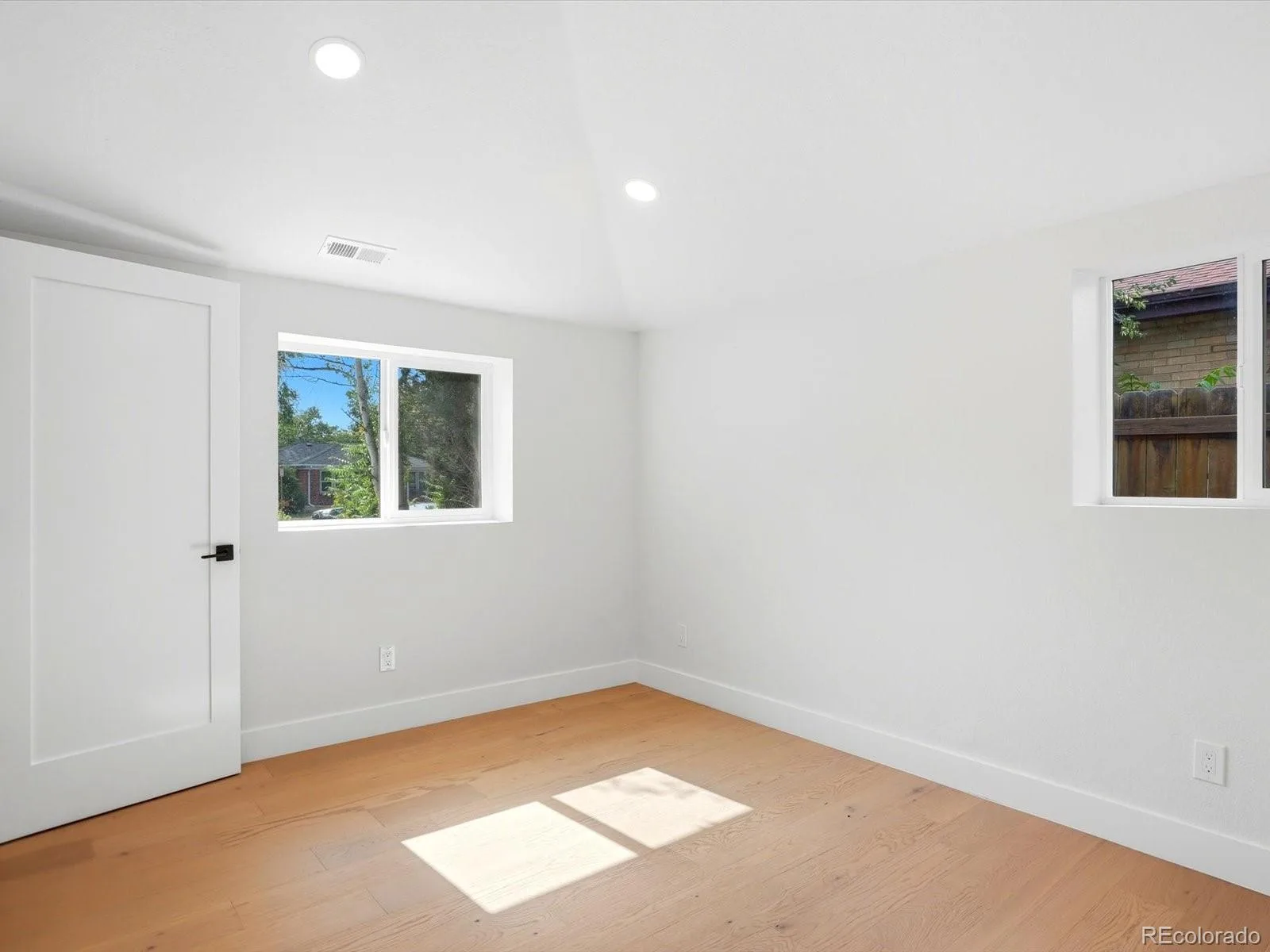 2640 N Cook Street Denver CO 80205 MLS #REC9625027 06242026025702 1600 23