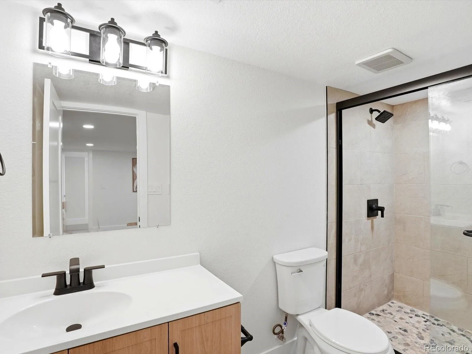 2640 N Cook Street Denver CO 80205 MLS #REC9625027 06242026025702 1600 26