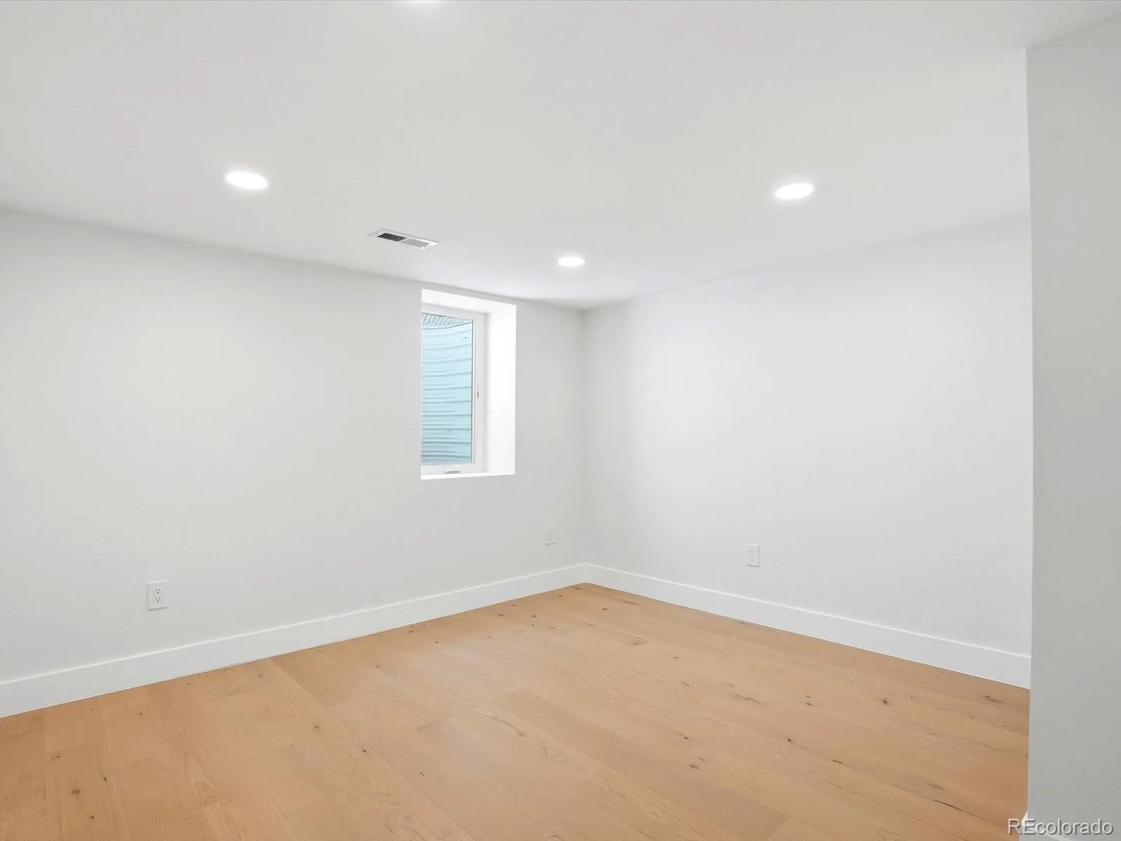 2640 N Cook Street Denver CO 80205 MLS #REC9625027 06242026025702 1600 27