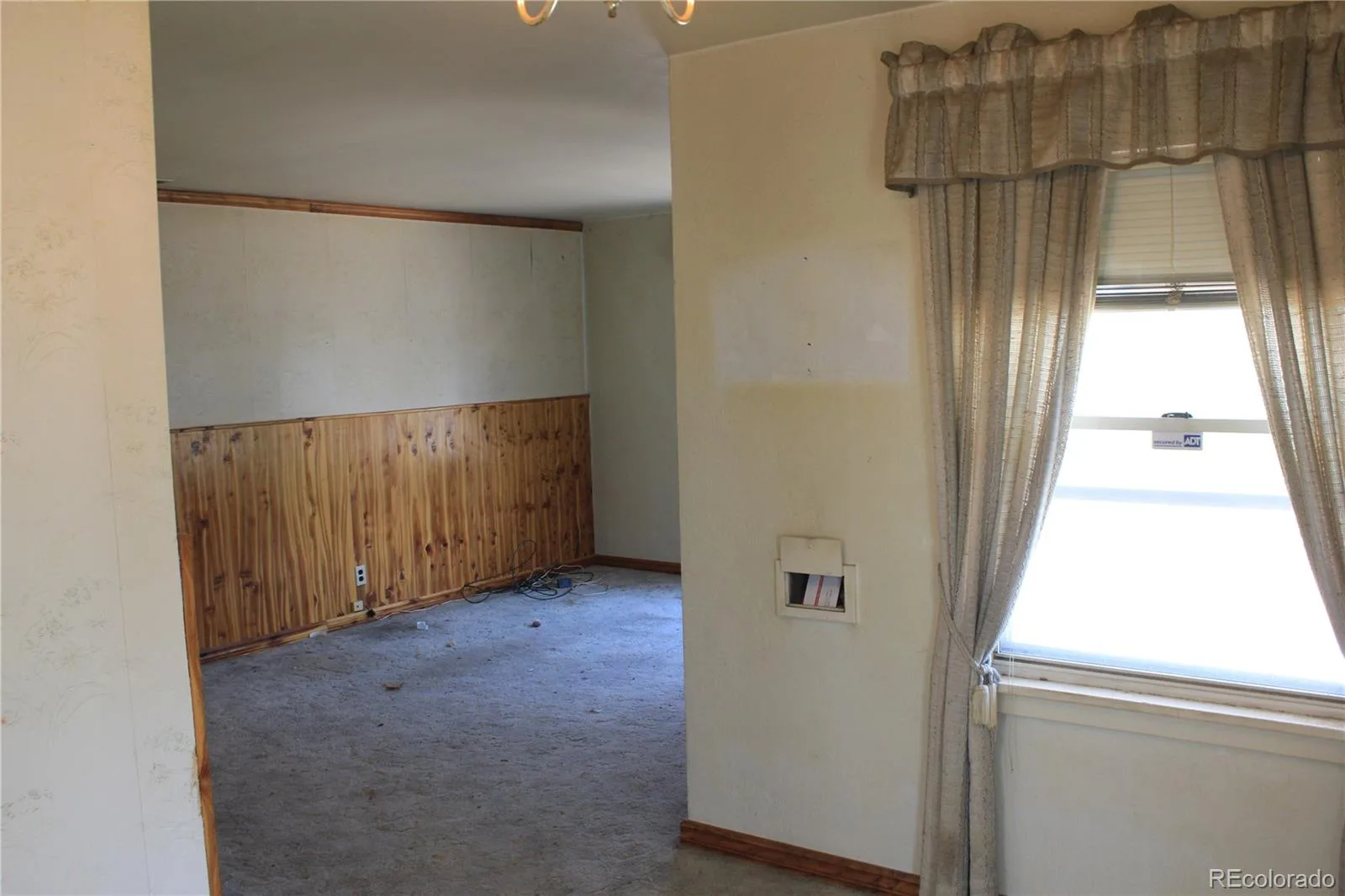 111 S 9th Avenue Brighton CO 80601 | MLS #REC9626485 07212026192601 1600 3