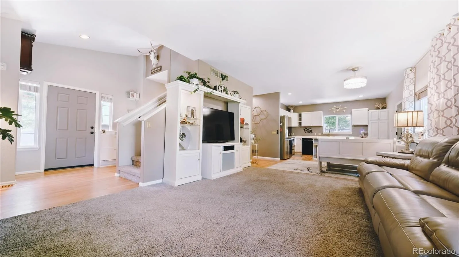 873 Fairhaven Street Castle Rock CO 80104 | MLS #REC9626946 07152026024316 1600 10