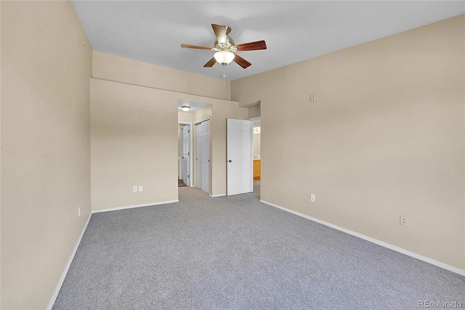 12711 Colorado Boulevard #L-1217 Thornton CO 80241 MLS #REC9627327 04132026180739 1600 14