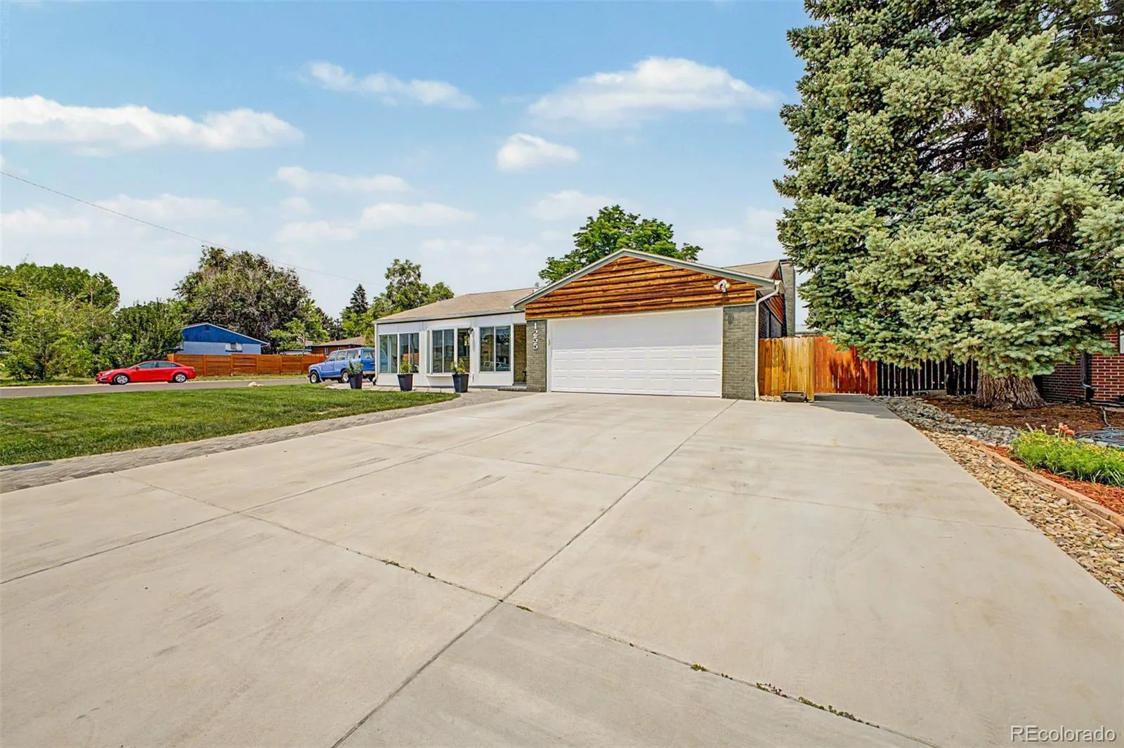 1255 W 6th Avenue Broomfield CO 80020 | MLS #REC9627502 08052026044645 1600 1