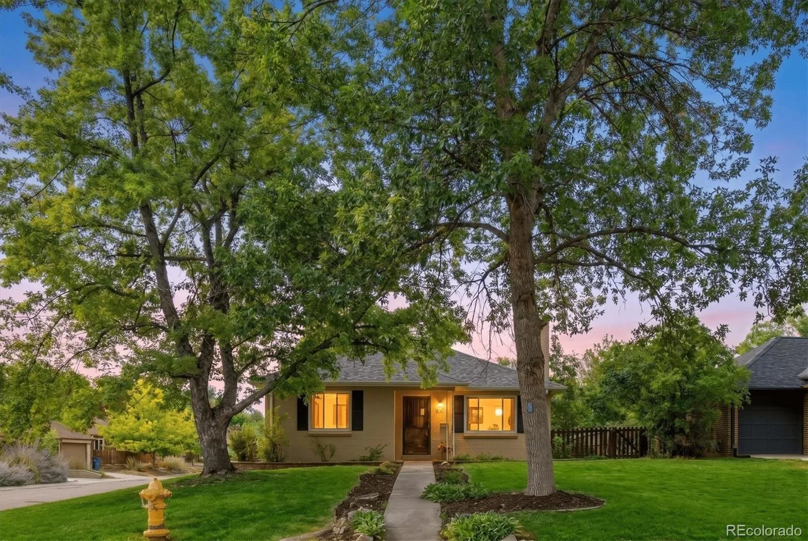 746 Ivanhoe Street Denver CO 80220 | MLS #REC9627877 10142026205616 1600 23