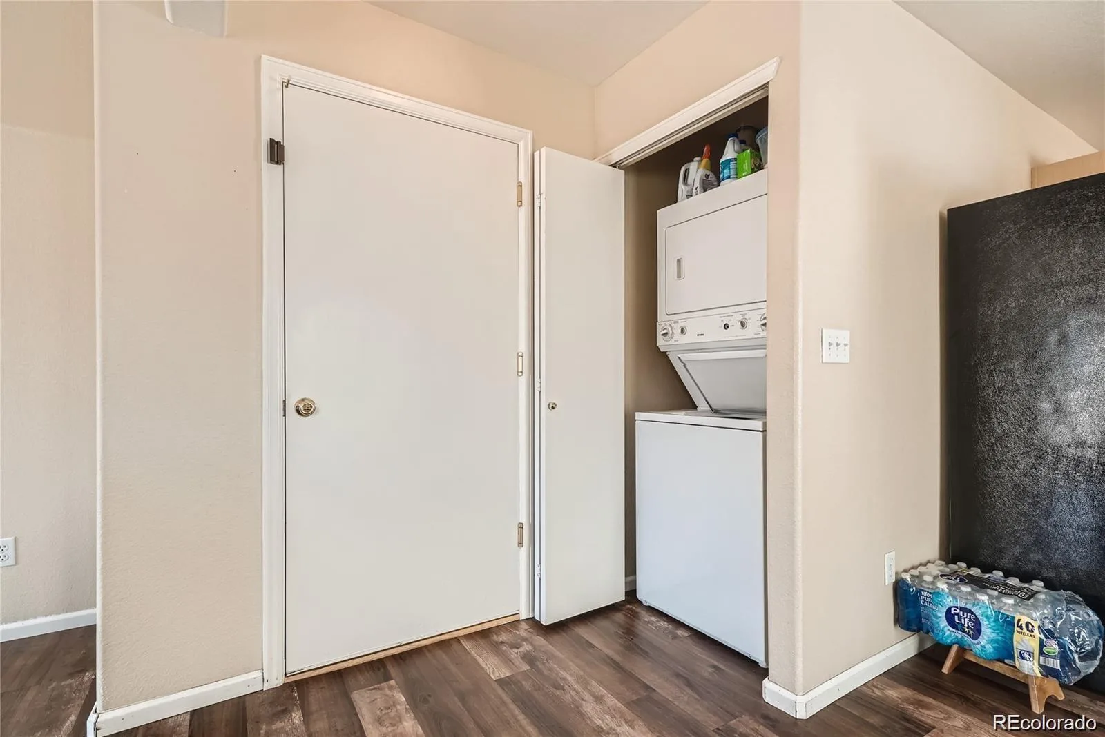 18671 Mitchell Place Denver CO 80249 | MLS #REC9629724 08112026062251 1600 19