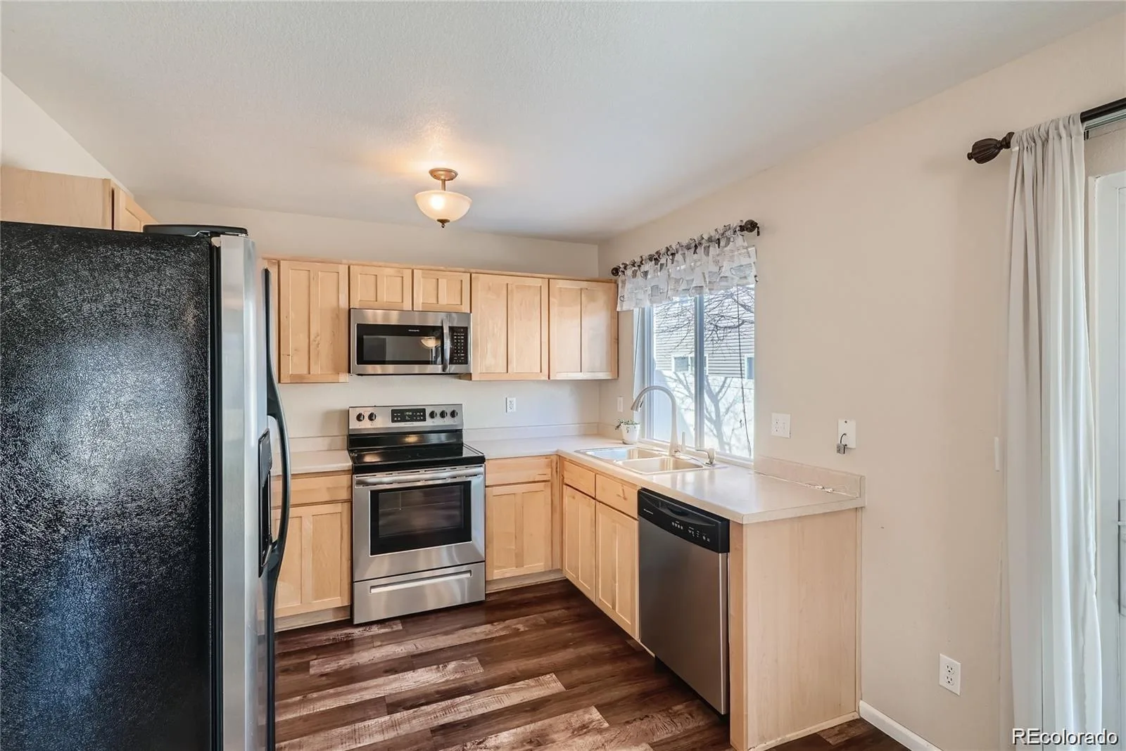18671 Mitchell Place Denver CO 80249 | MLS #REC9629724 08112026062251 1600 8