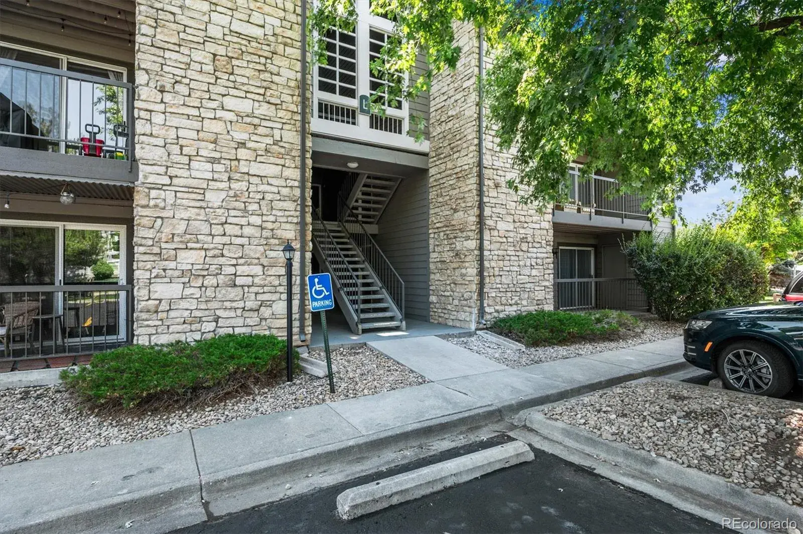 2575 S Syracuse Way #L103 Denver CO 80231 MLS #REC9629954 08152025155235 1600 0