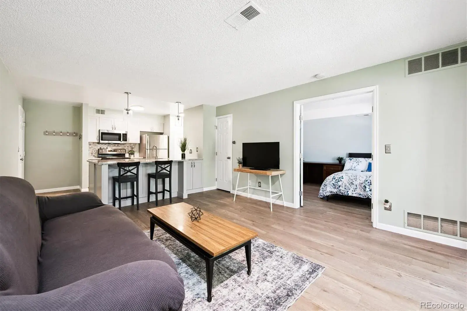 2575 S Syracuse Way #L103 Denver CO 80231 MLS #REC9629954 08152025155235 1600 9