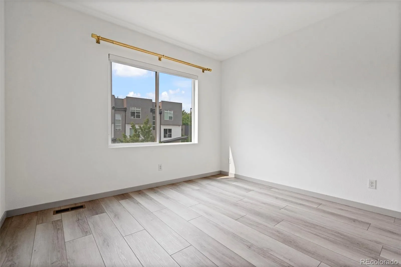 4015 Fenton Court Denver CO 80212 | MLS #REC9632711 08052026195718 1600 13