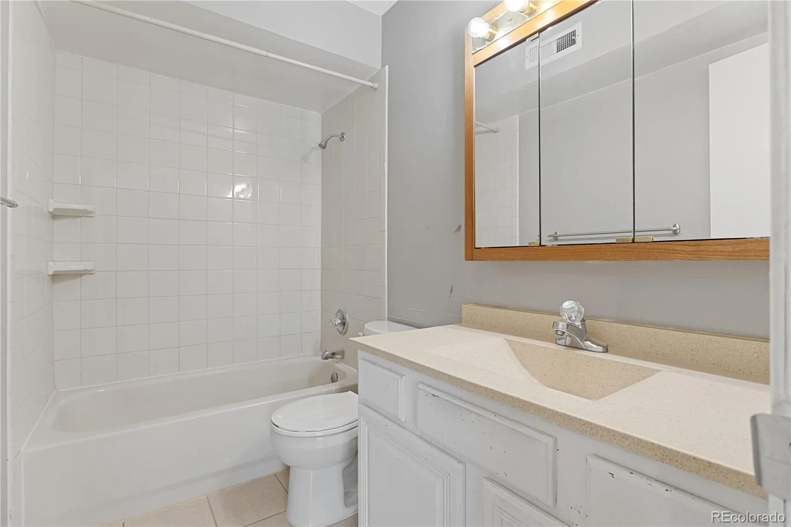 3855 S Monaco Street Parkway #178 Denver CO 80237 MLS #REC9632940 07162026151659 1600 16