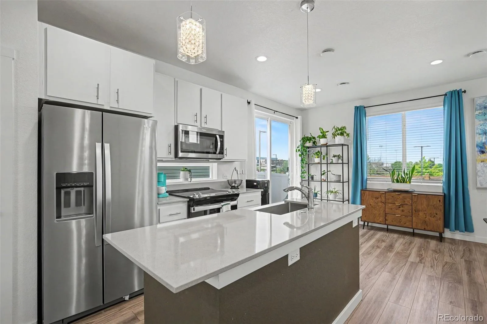 18262 E 49th Place Denver CO 80249 MLS #REC9633991 06032026223511 1600 11
