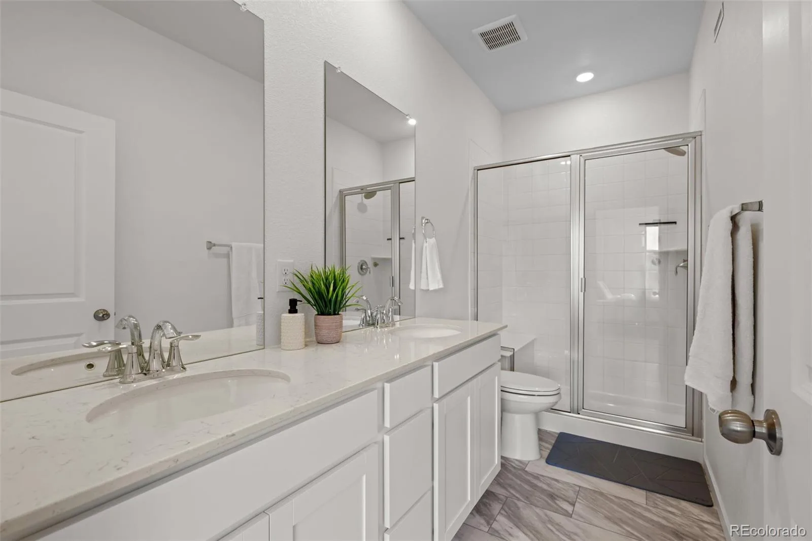 9042 Gladiola Way #C Arvada CO 80005 | MLS #REC9636337 07312026123511 1600 20
