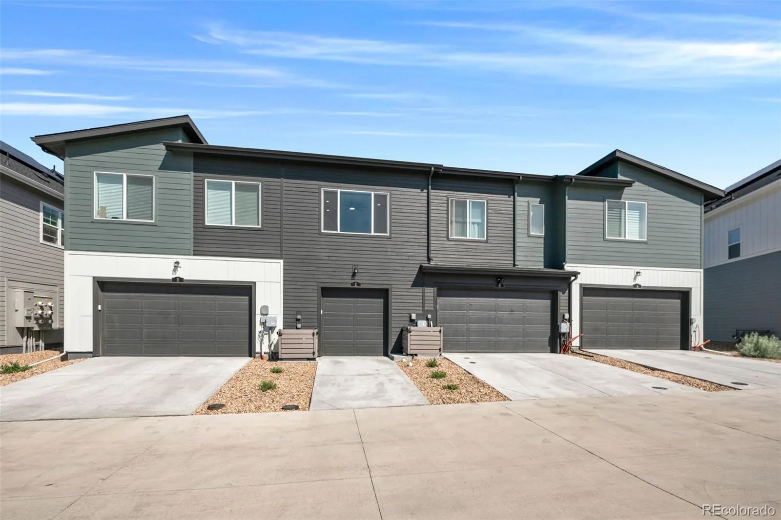 9042 Gladiola Way #C Arvada CO 80005 | MLS #REC9636337 07312026123511 1600 29
