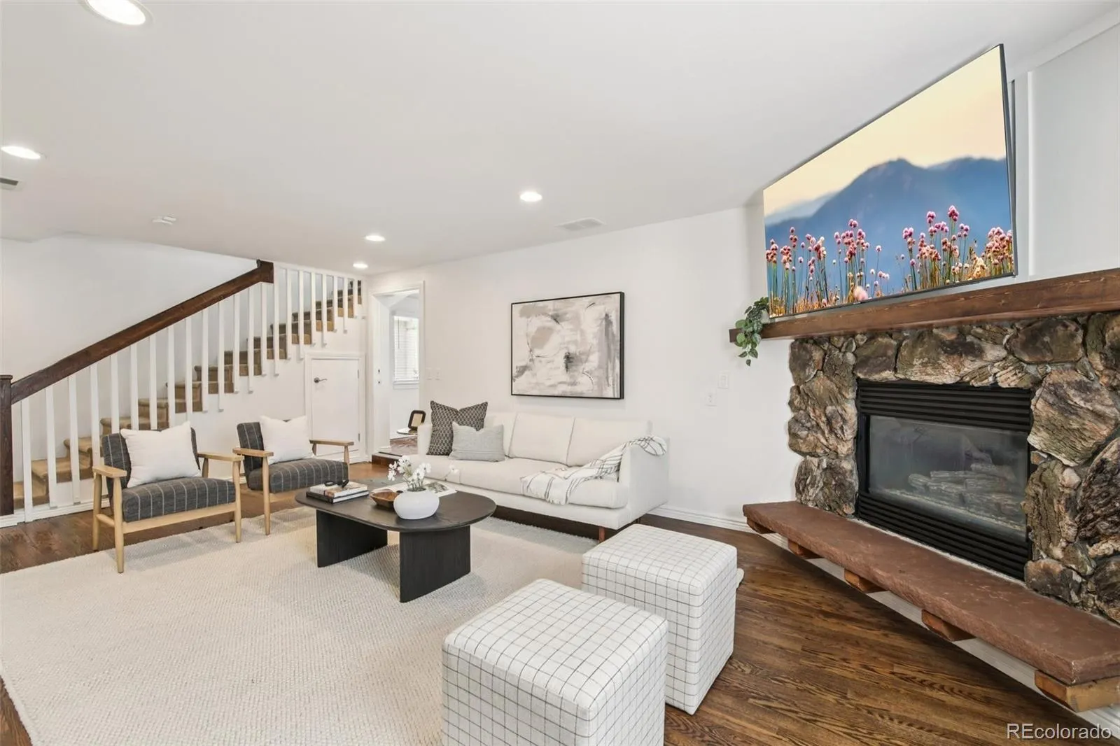 04162026224915 1600 12