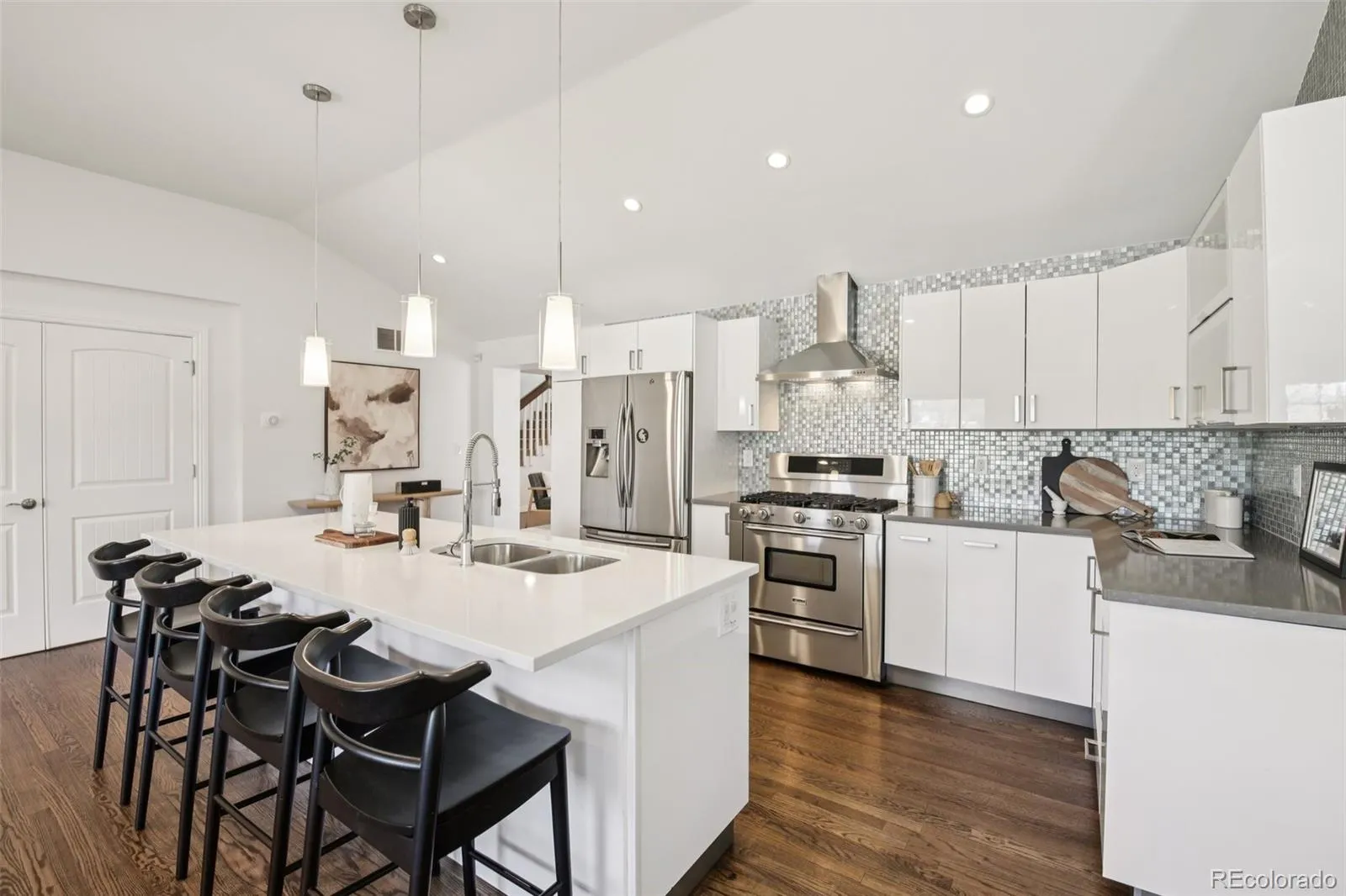 04162026224915 1600 3