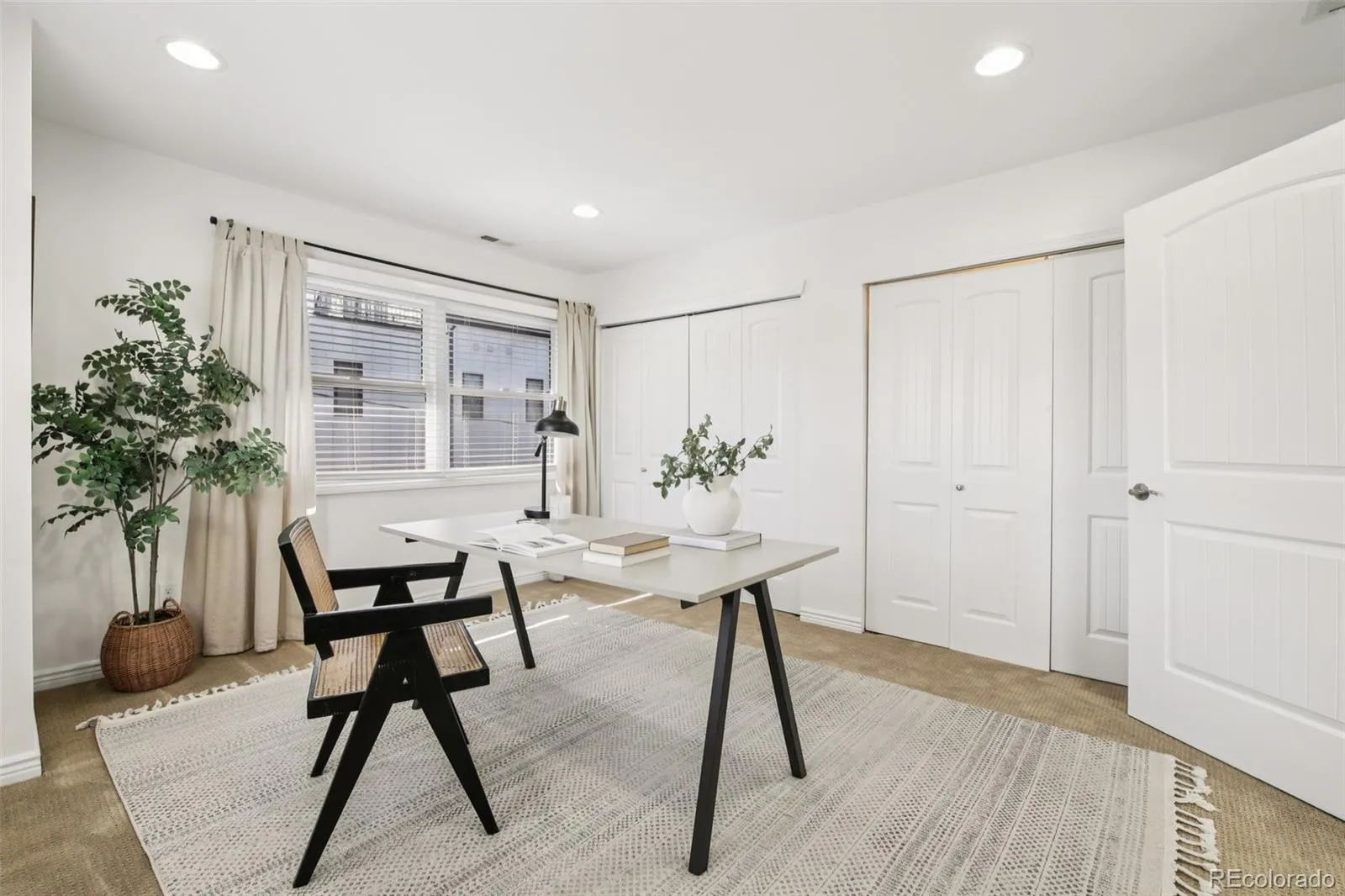 04162026224915 1600 30