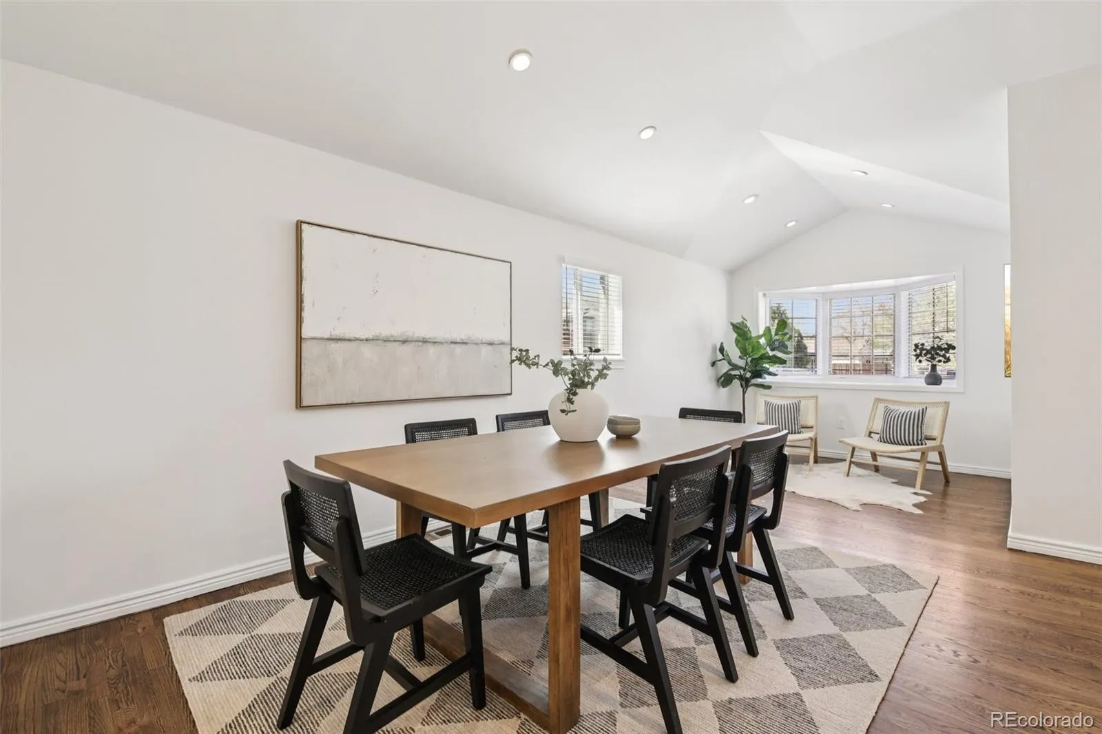 04162026224915 1600 8