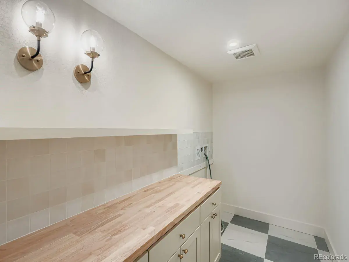 02202026012315 1200 22