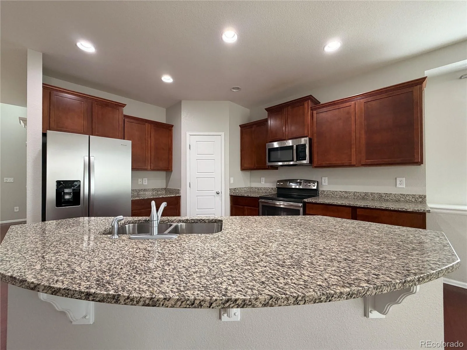 22517 E Layton Circle Aurora CO 80015 | MLS #REC9641408 08262026000507 1600 12