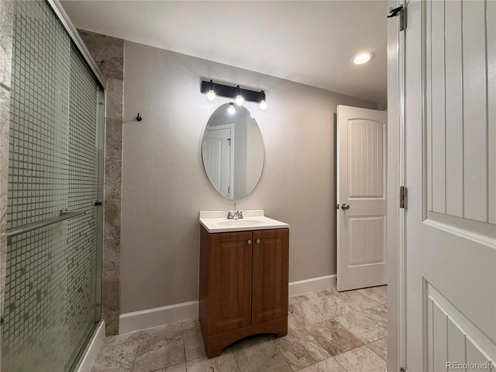 22517 E Layton Circle Aurora CO 80015 | MLS #REC9641408 08262026000507 1600 32