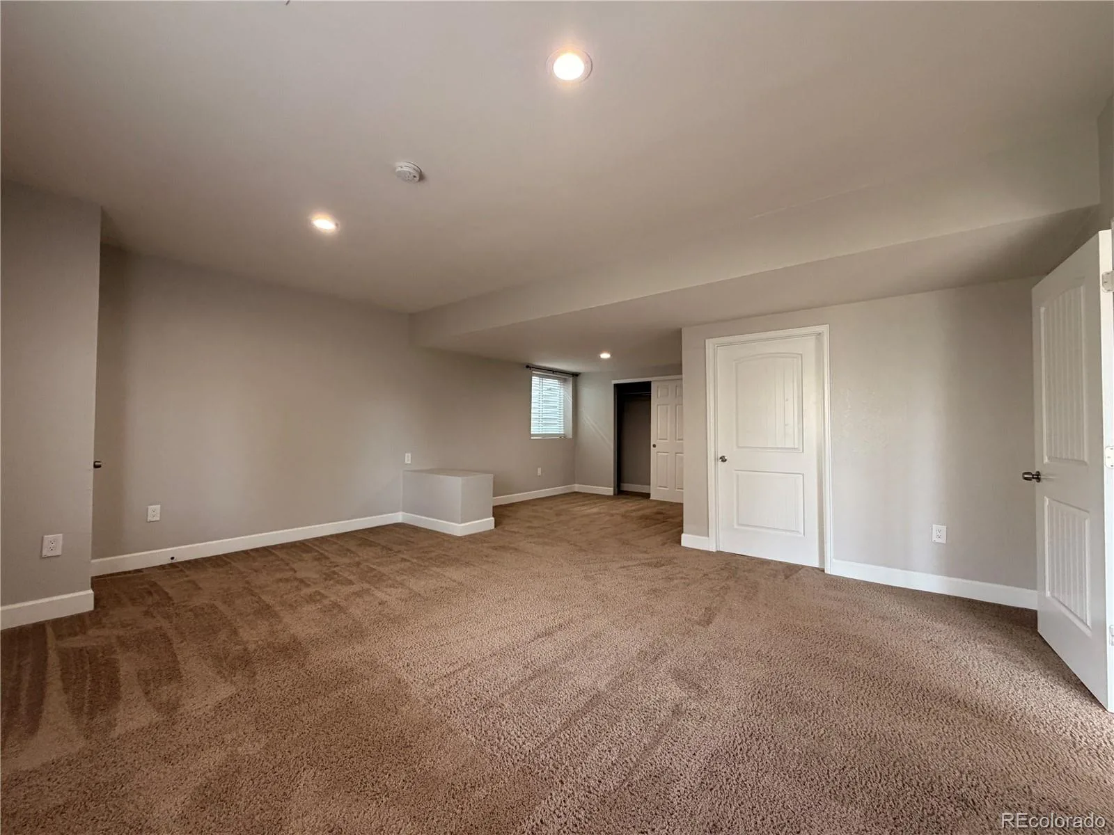 22517 E Layton Circle Aurora CO 80015 | MLS #REC9641408 08262026000507 1600 35