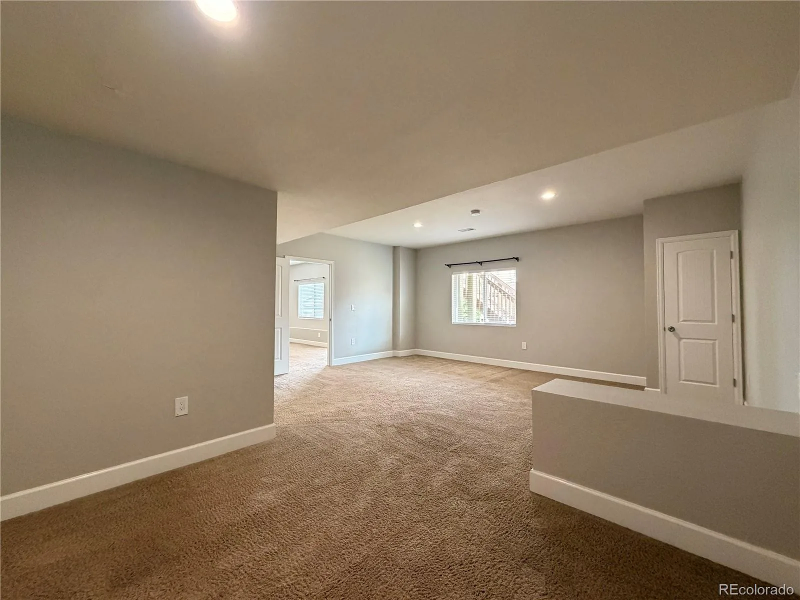 22517 E Layton Circle Aurora CO 80015 | MLS #REC9641408 08262026000507 1600 37